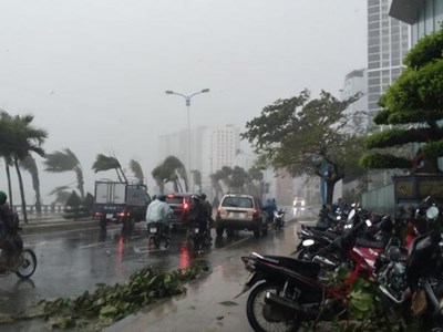 Công điện về việc tập trung ứng phó cơn bão số 12 (ETAU), cơn bão số 13 (VAMCO) có khả năng đi vào Biển Đông và mưa lũ trên địa bàn tỉnh Đắk Lắk