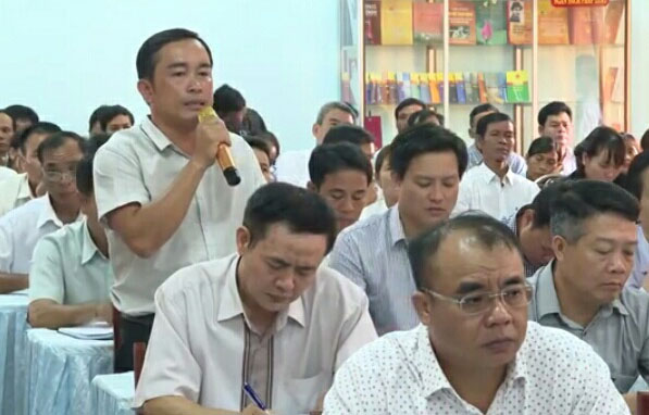 Đoàn Đại biểu Quốc hội tỉnh tiếp xúc cử tri tại huyện Lắk