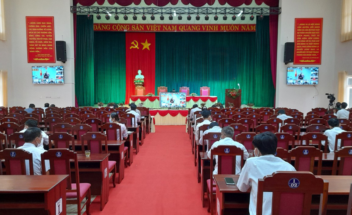 Họp trực tuyến Ban Chỉ đạo phòng, chống dịch bệnh Covid-19 trên địa bàn tỉnh Đắk Lắk