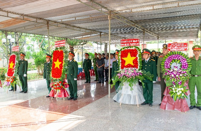 Lễ đón nhận, truy điệu và an táng hài cốt liệt sỹ tại nghĩa trang liệt sỹ huyện Lắk