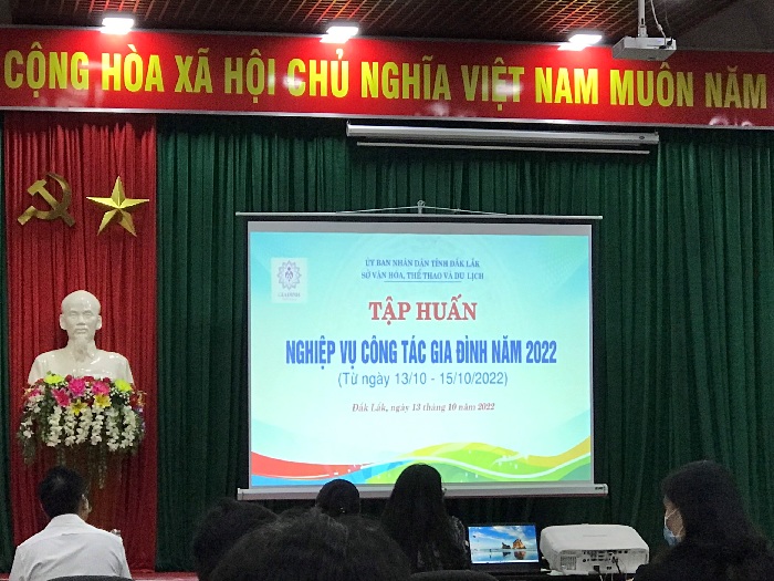 Cán bộ, công chức huyện Lắk tham dự tập huấn nghiệp vụ công tác gia đình năm 2022