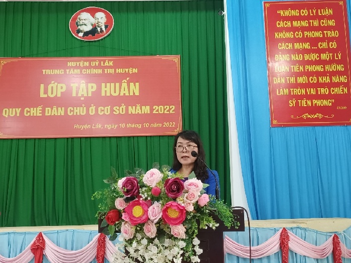 100 học viên trên địa bàn huyện Lắk được tập huấn Quy chế dân chủ năm 2022