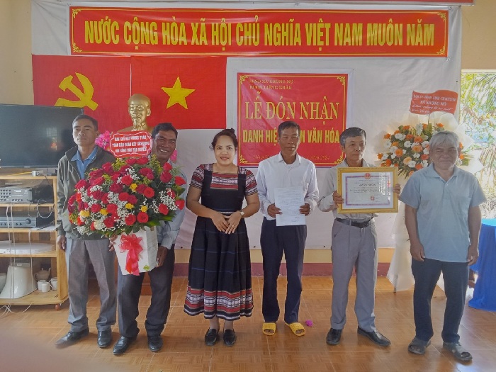 Buôn Liêng Krắk, xã Krong Nô nhận danh hiệu Buôn văn hóa