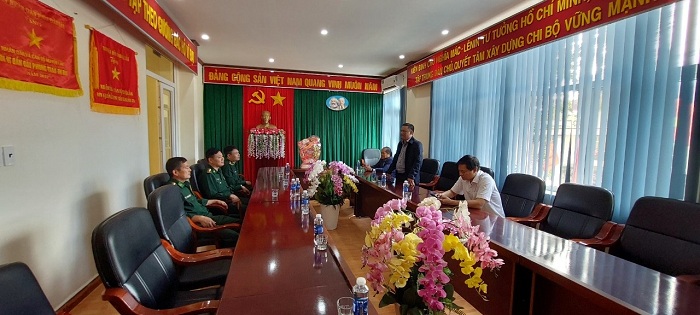 Đồn biên phòng Yok Đôn 749 thăm và chúc Tết  UBND huyện Lắk nhân dịp Tết Nguyên đán Giáp Thìn năm 2024