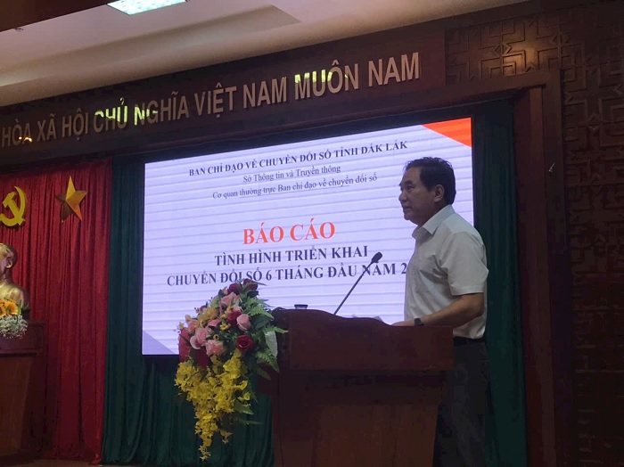 Phiên họp sơ kết hoạt động 6 tháng đầu năm 2024 của Ban Chỉ đạo về Chuyển đổi số tỉnh Đắk Lắk